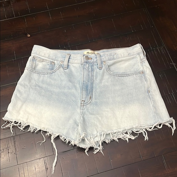 Madewell Womans Light Blue Relaxed Denim Jean Shorts sz 28 - Picture 1 of 10